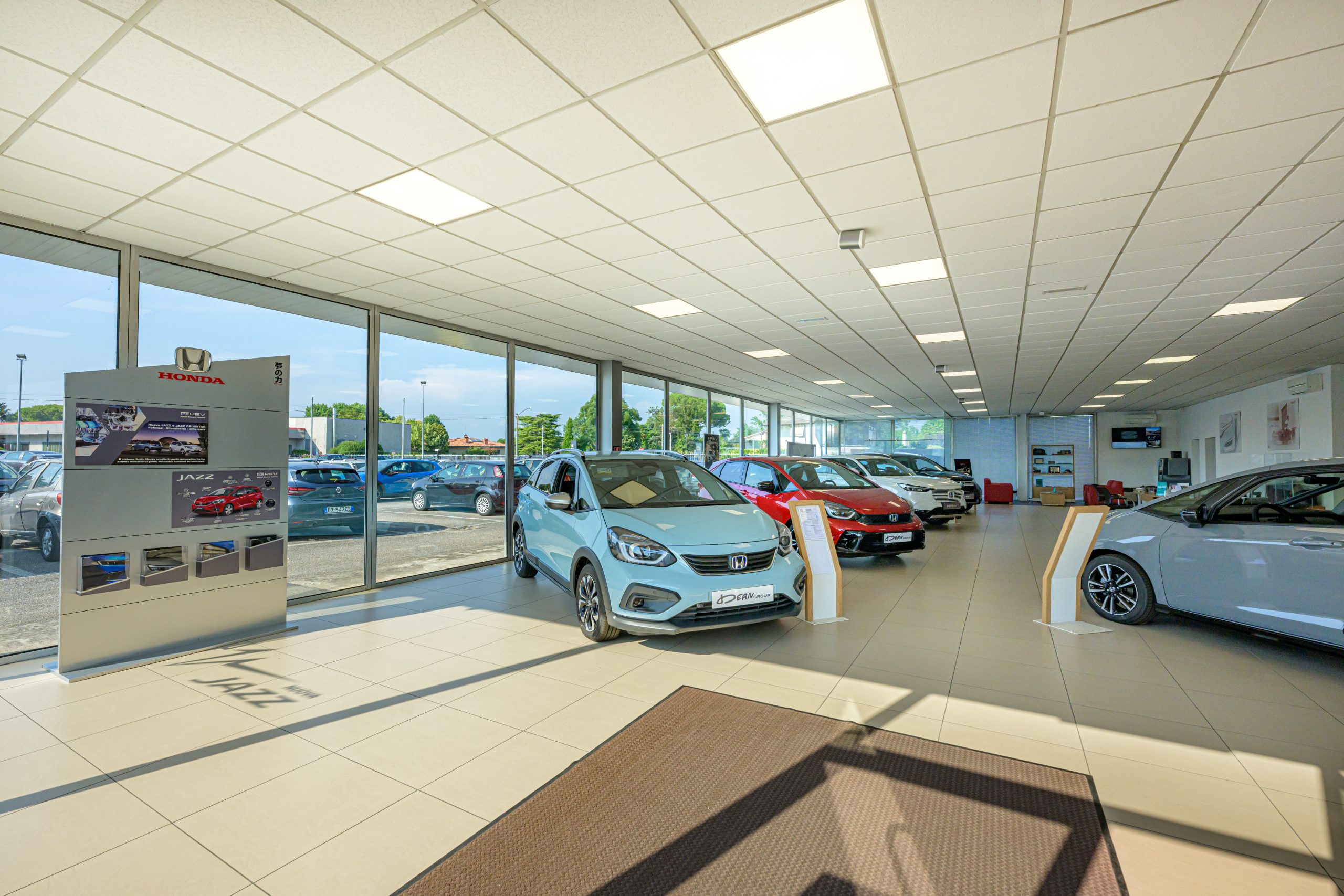 Concessionaria ufficiale Honda - Suzuki - DR - Staranzano GO - Auto nuove - Auto usate