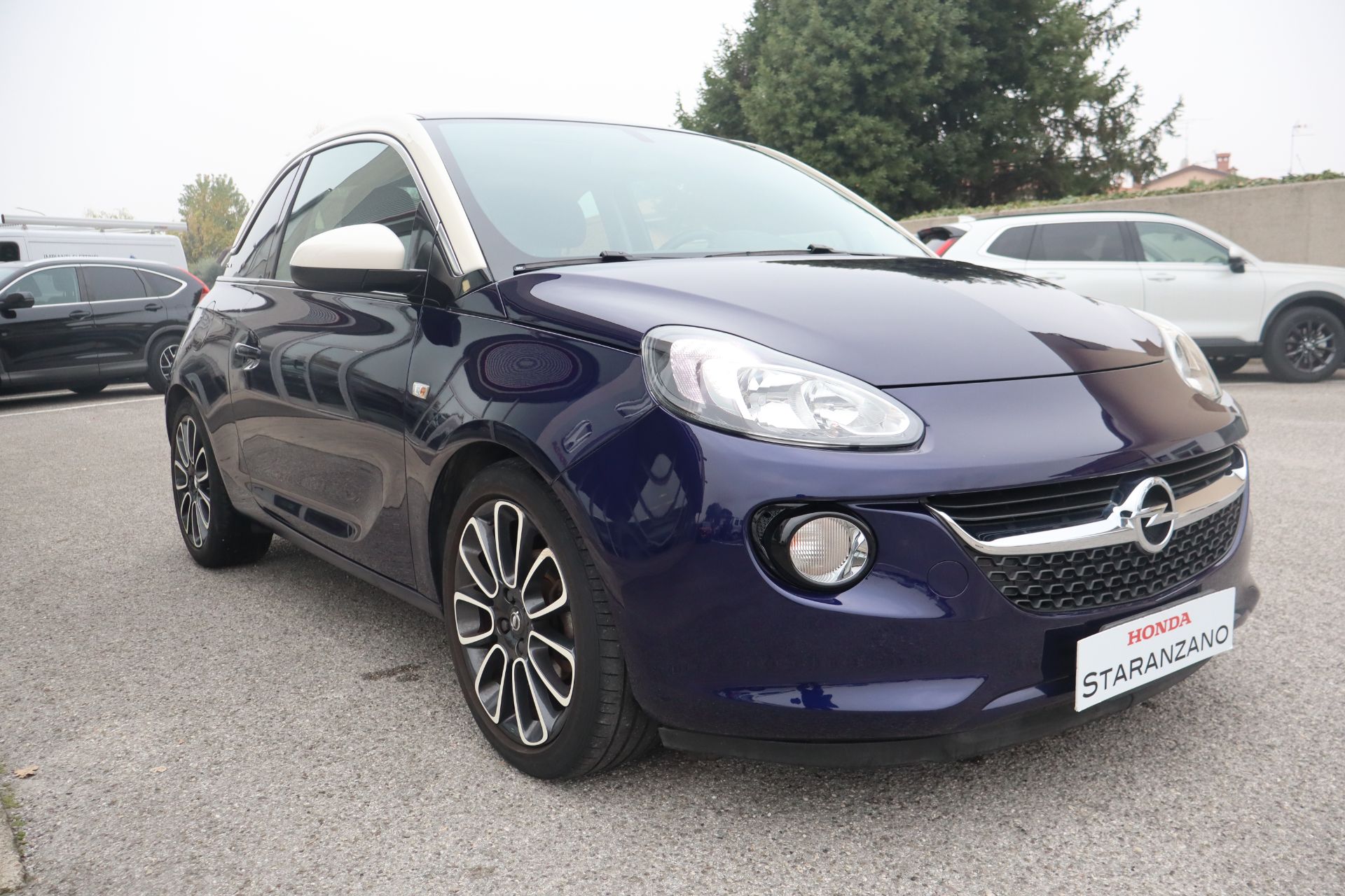 Opel  1.2 70 CV Glam