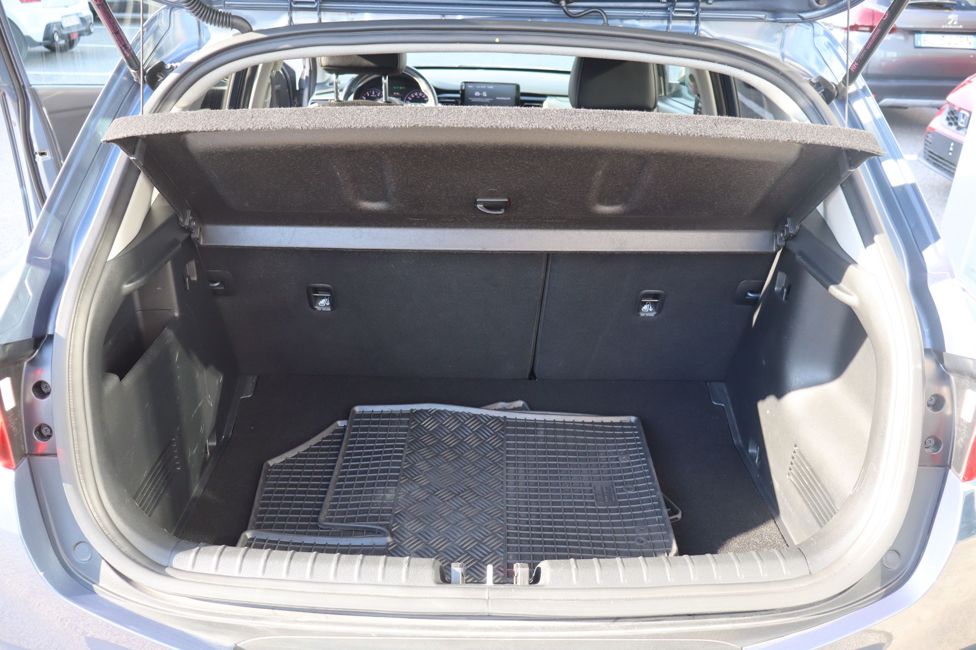 Kia Stonic 1.0 T-GDi 100 CV MHEV IMT Style