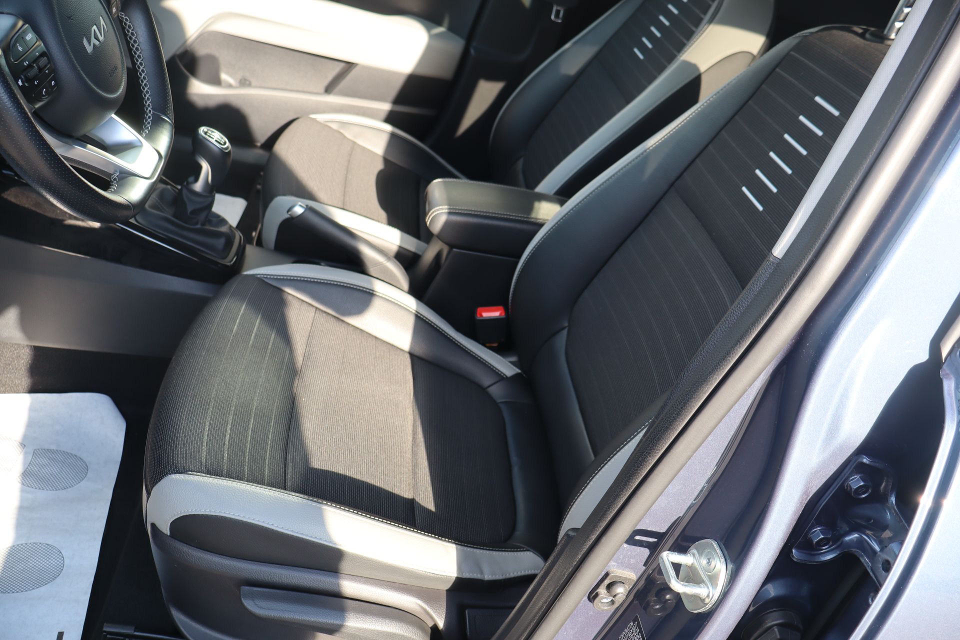 Kia Stonic 1.0 T-GDi 100 CV MHEV IMT Style