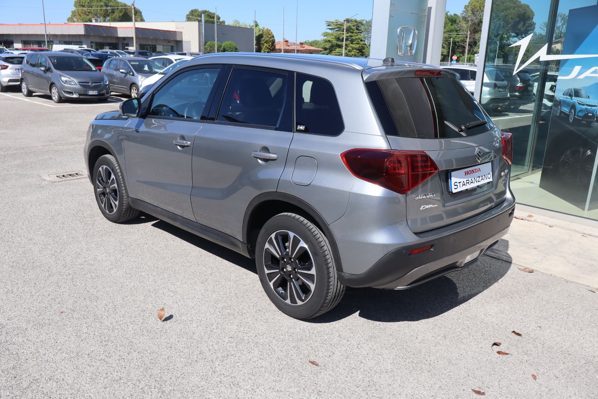 Suzuki Vitara 1.4 Hybrid Top