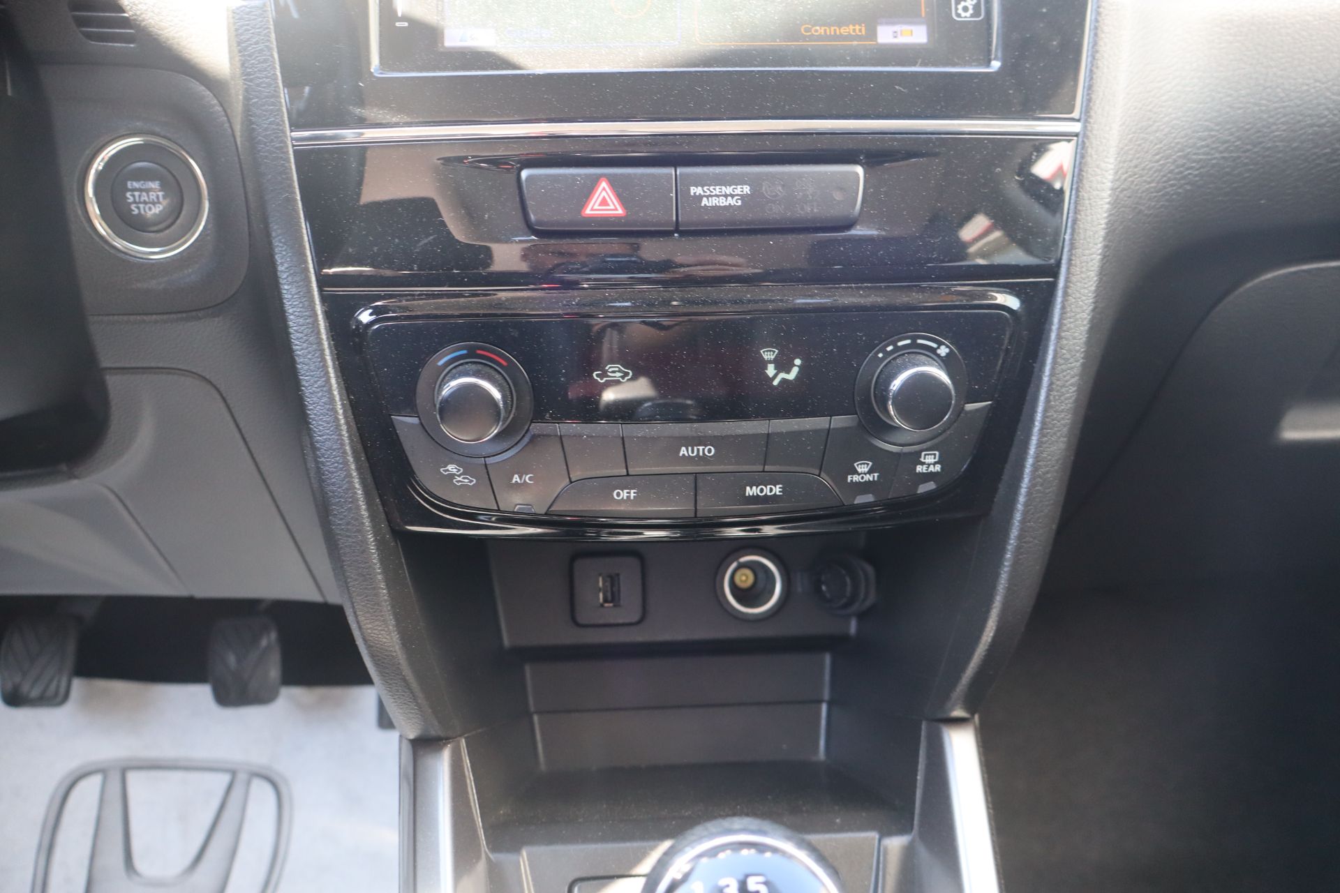 Suzuki Vitara 1.4 Hybrid Top