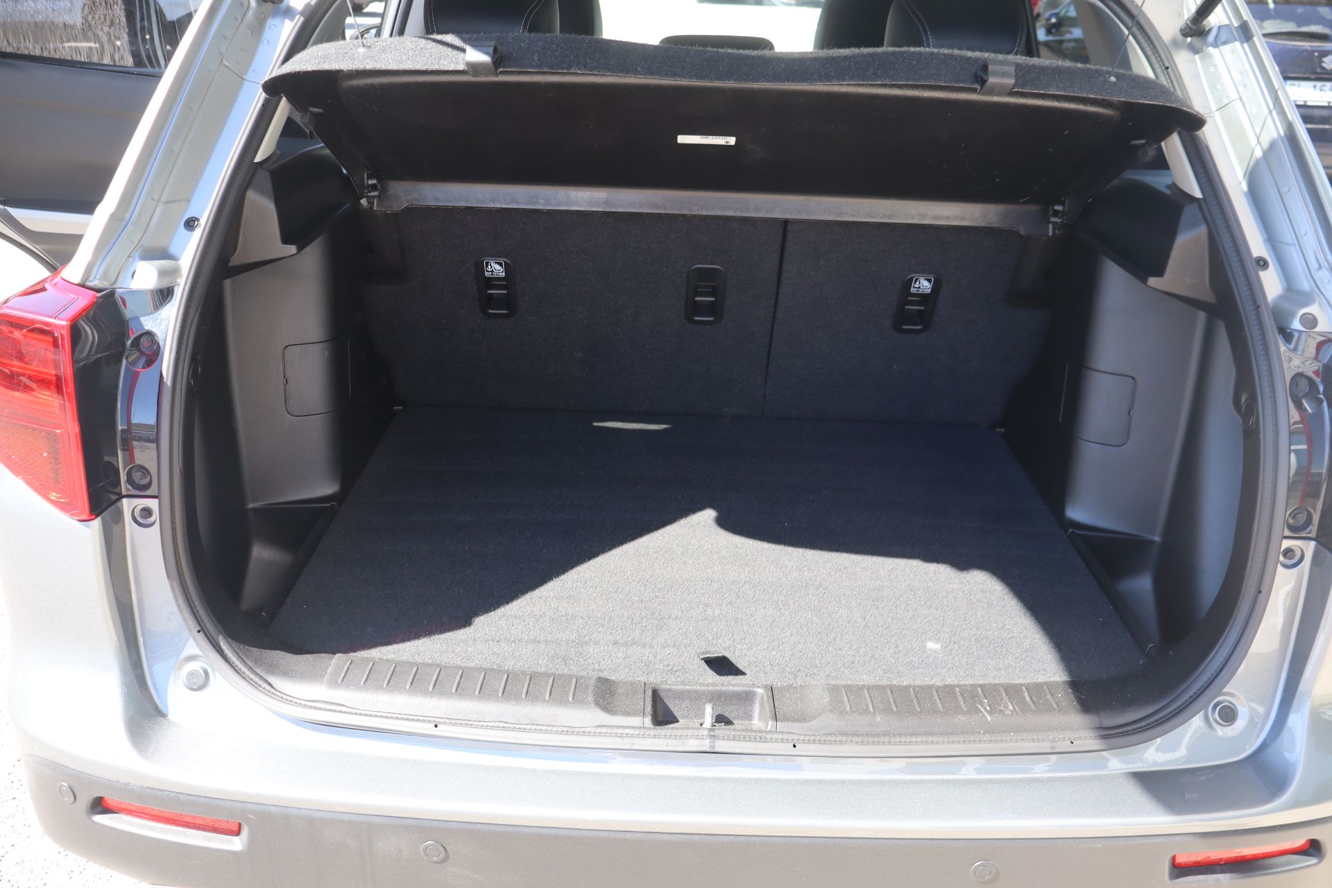 Suzuki Vitara 1.4 Hybrid Top