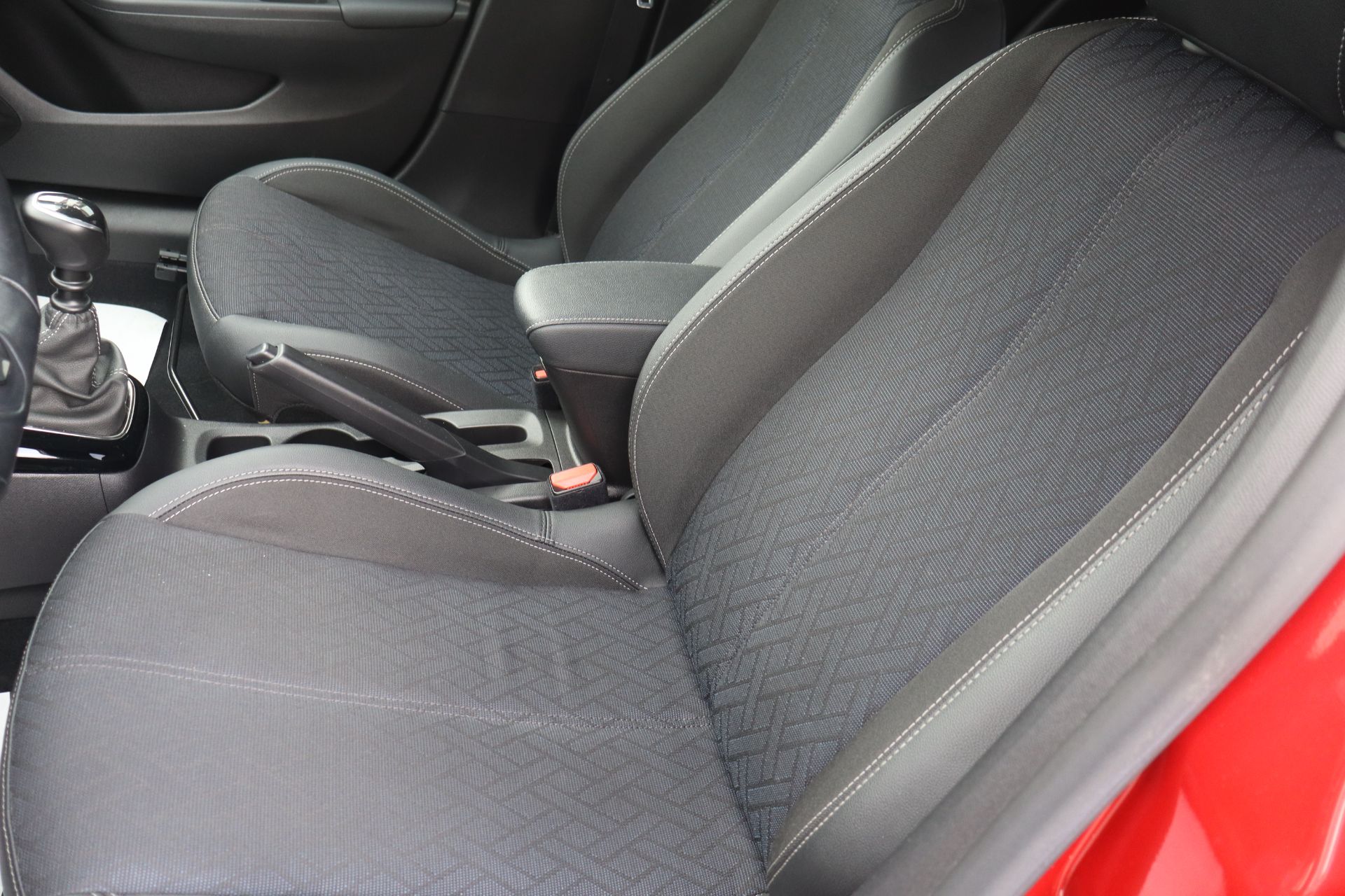 Opel Corsa 1.5 100 CV Elegance