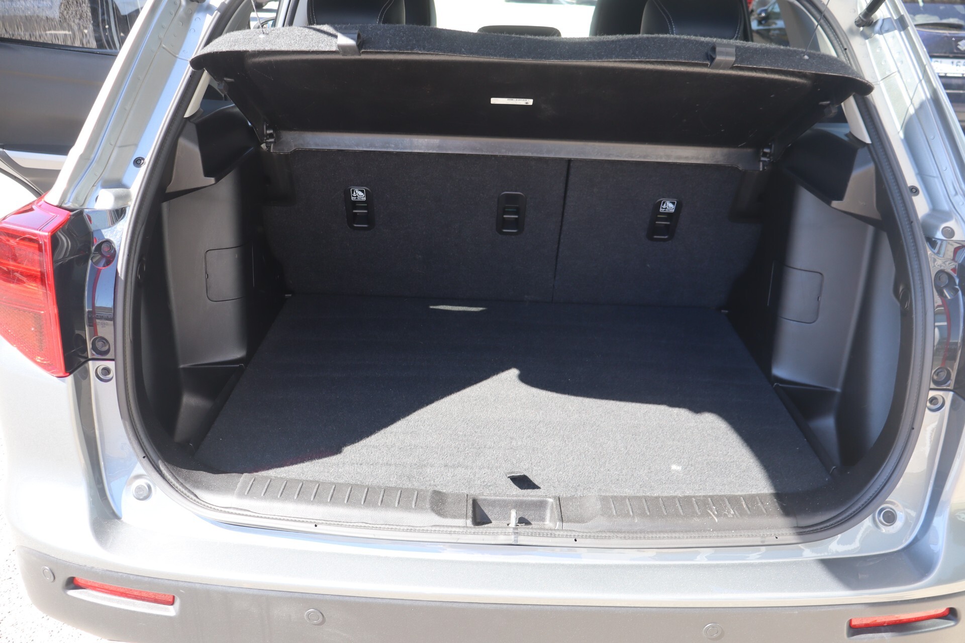 Suzuki Vitara 1.4 Hybrid Top