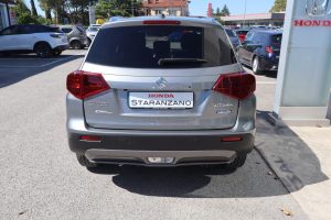Suzuki Vitara 1.4 Hybrid Top