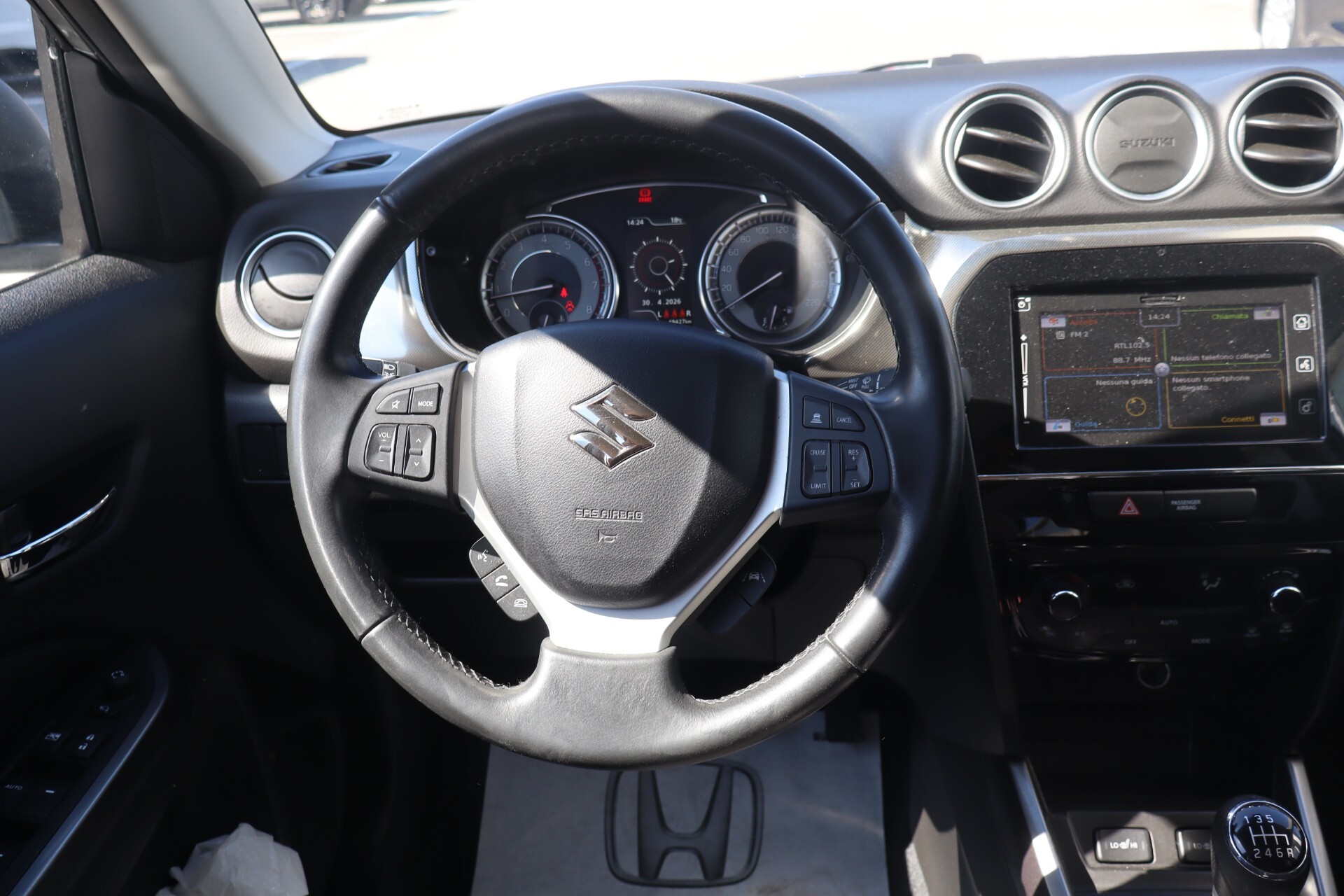 Suzuki Vitara 1.4 Hybrid Top