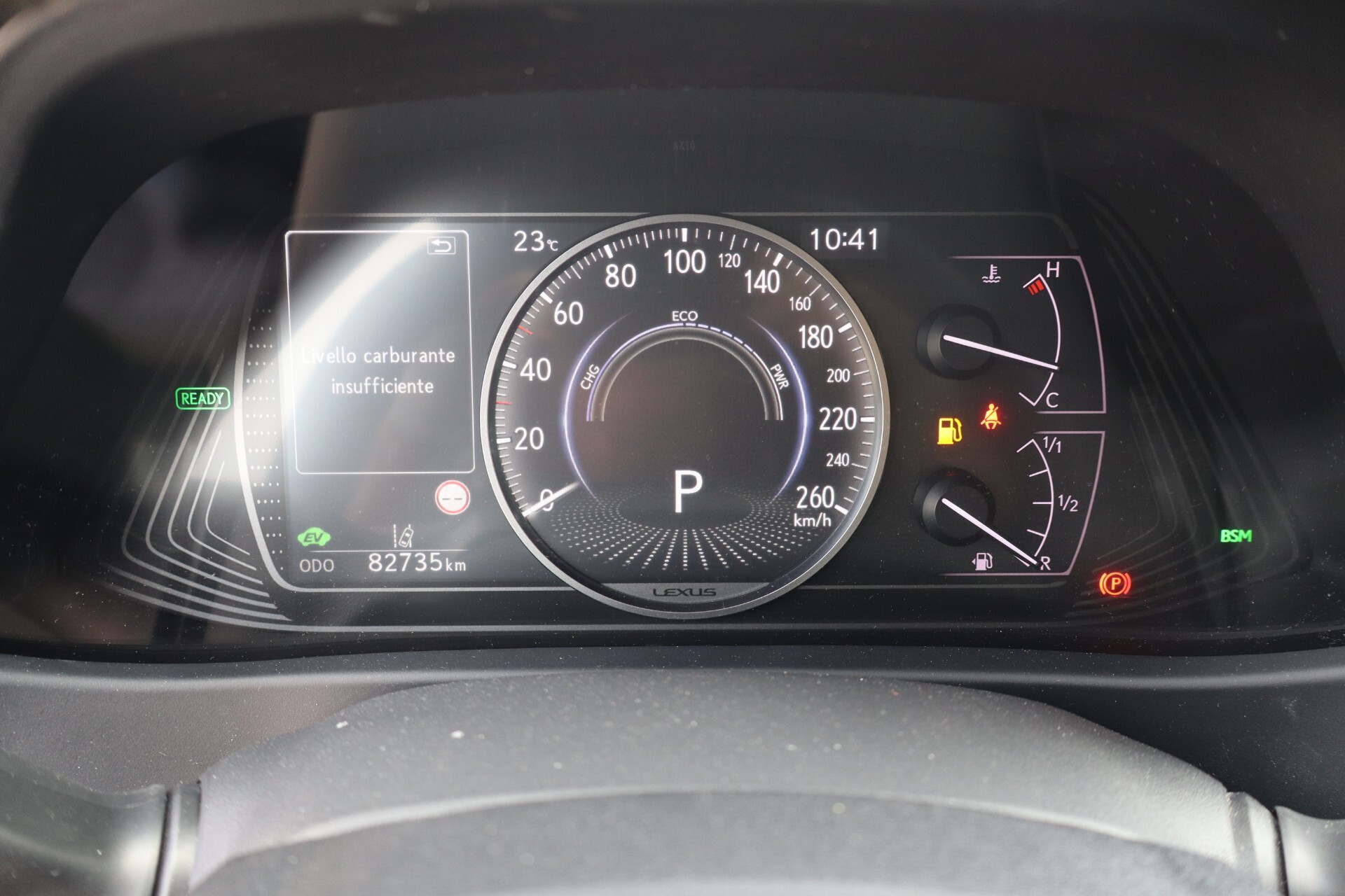 Lexus UX Hybrid Premium